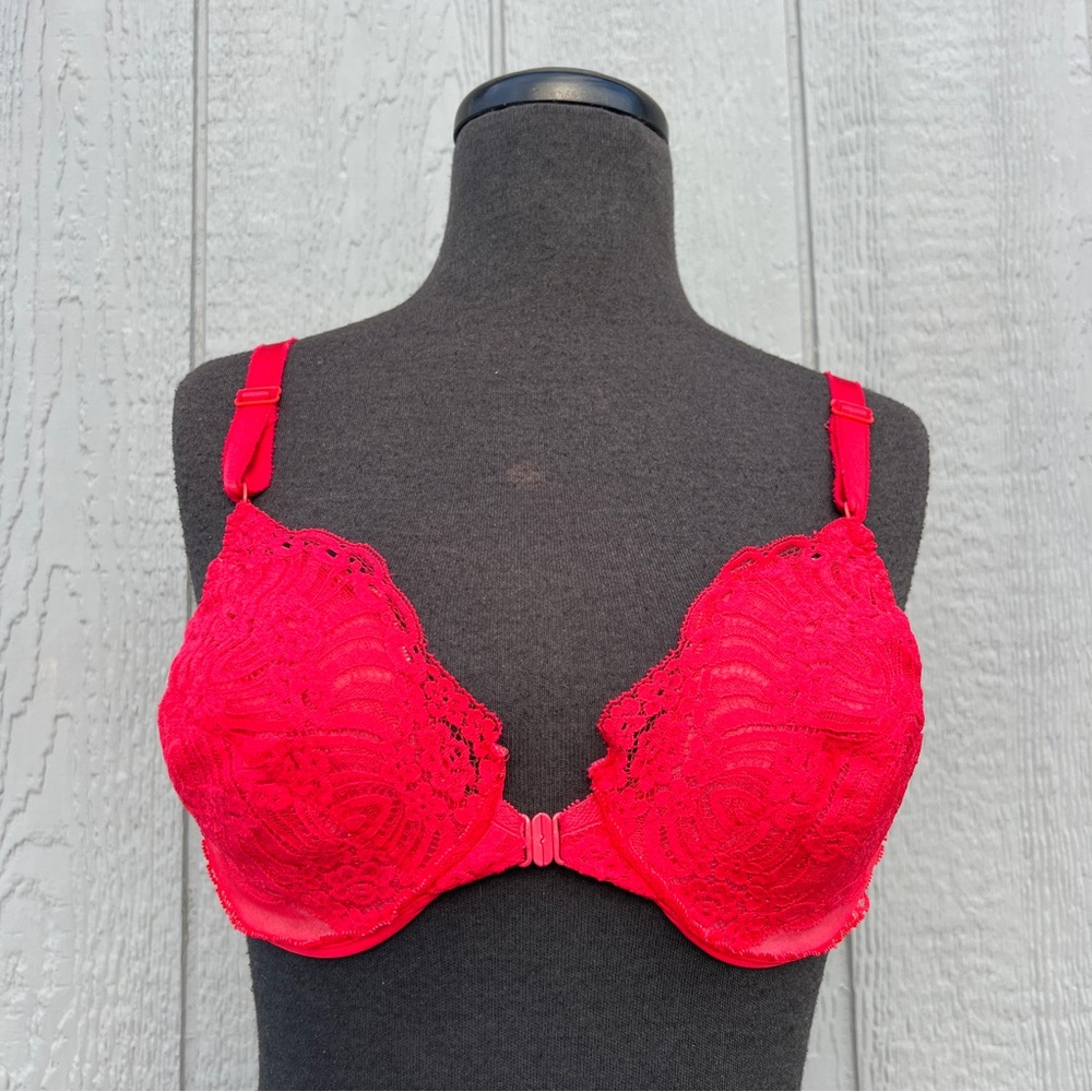 VTG 70s Olga Front Close Red Lace Bra, 36C